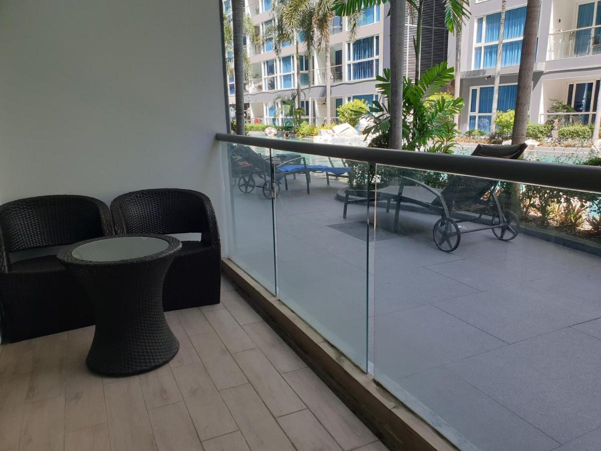 Centara Avenue 2 Bedrooms Pool View Pattaya Exteriör bild