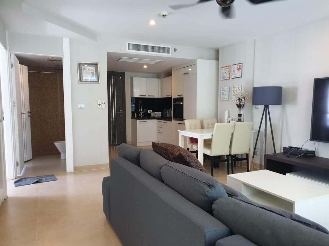 Centara Avenue 2 Bedrooms Pool View Pattaya Exteriör bild