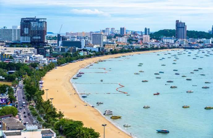 Centara Avenue 2 Bedrooms Pool View Pattaya Exteriör bild