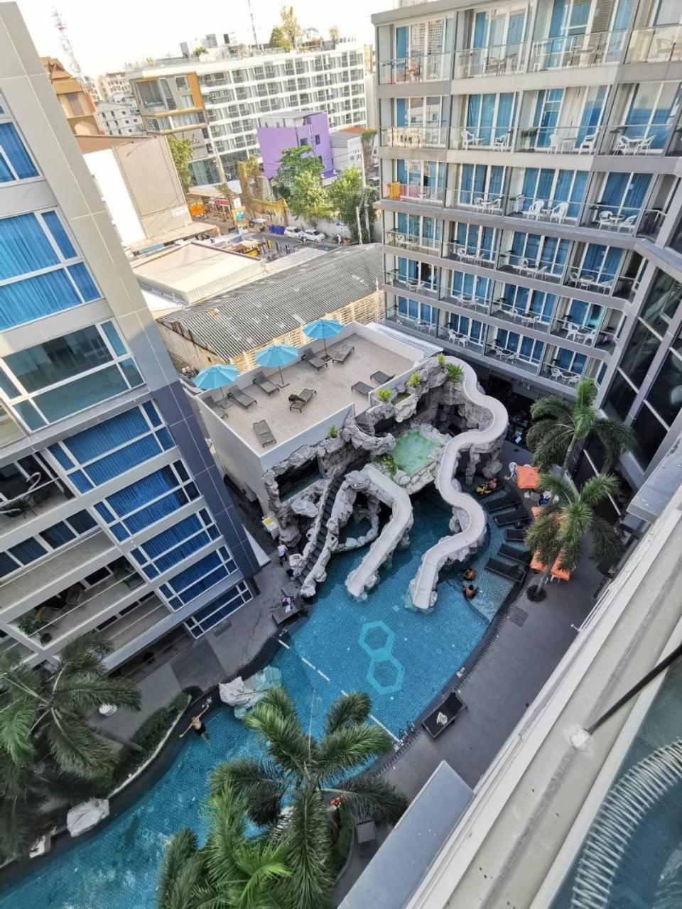 Centara Avenue 2 Bedrooms Pool View Pattaya Exteriör bild